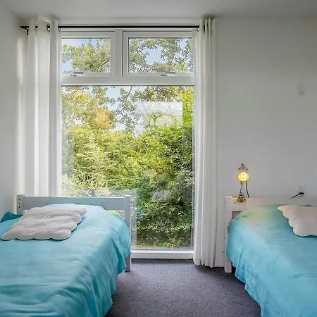 بيت للعطل Architect-designed House Near Gyldendal Harbour Spottrup